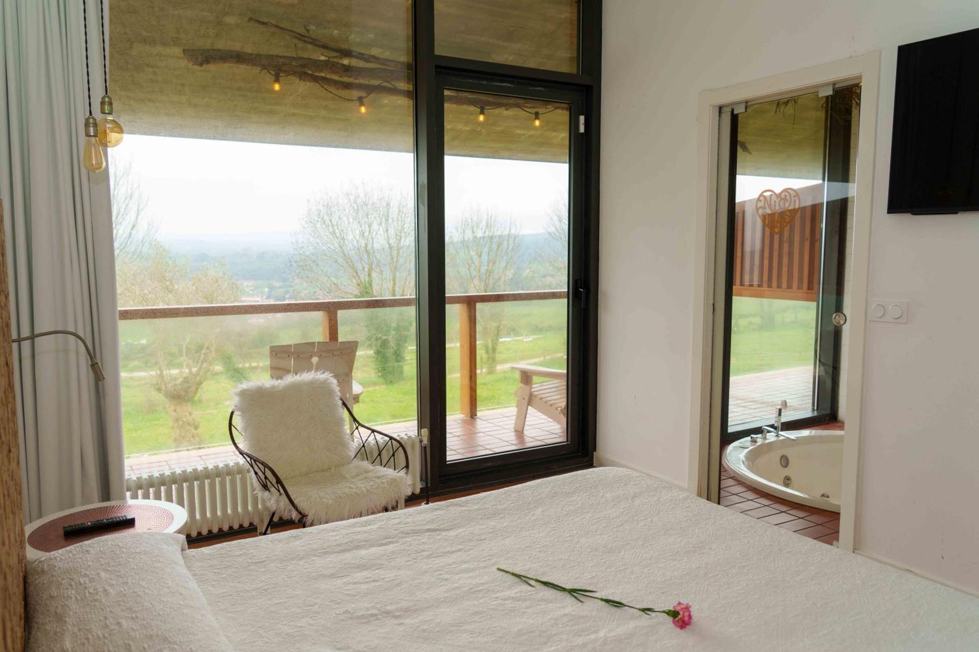 Suites Niditas Yuso Ngoại thất bức ảnh