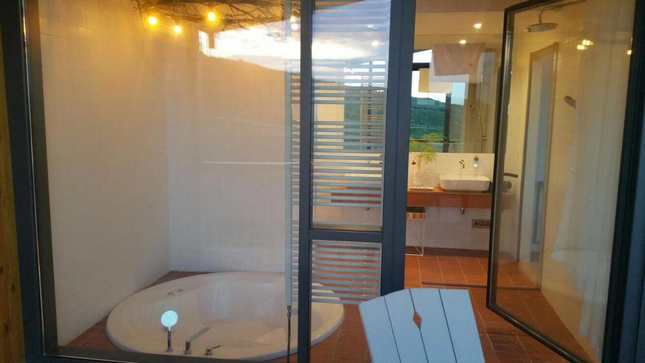 Suites Niditas Yuso Ngoại thất bức ảnh