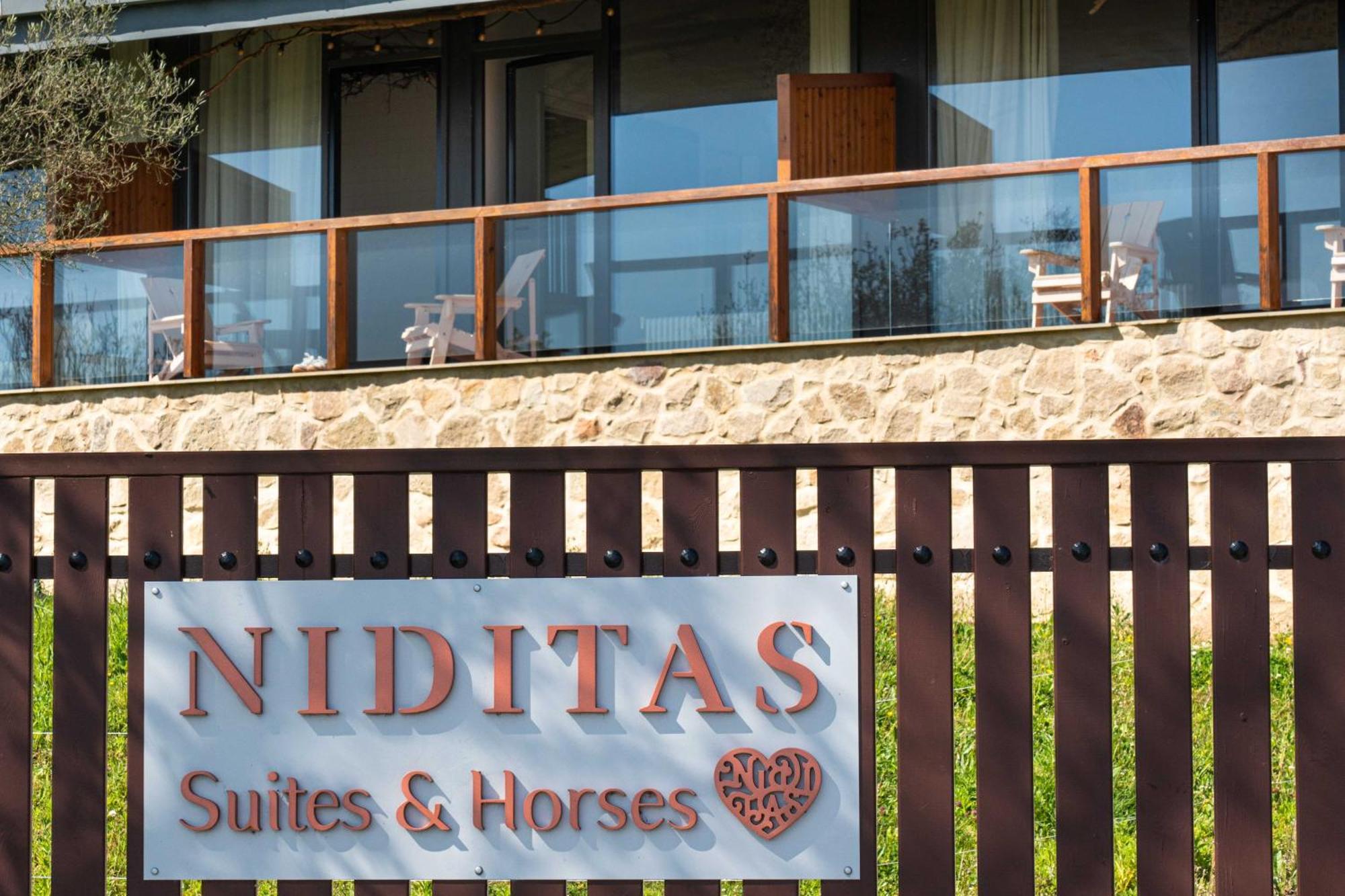 Suites Niditas Yuso Ngoại thất bức ảnh